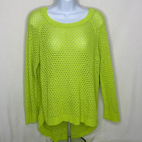 Beautiful neon green sweater - Picture 1 of 7